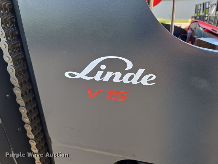 image for item EN8476 2019 Linde V15 order picker