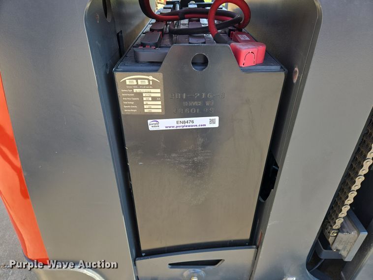 image for item EN8476 2019 Linde V15 order picker