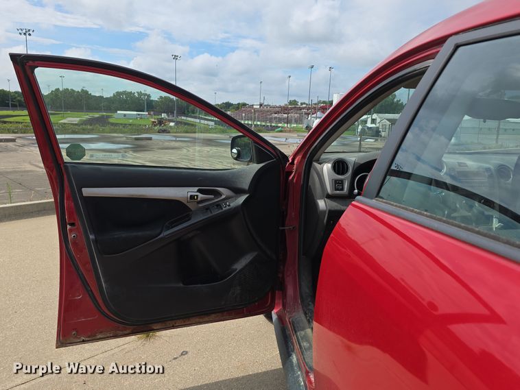 image for item EO1561 2009 Pontiac Vibe 