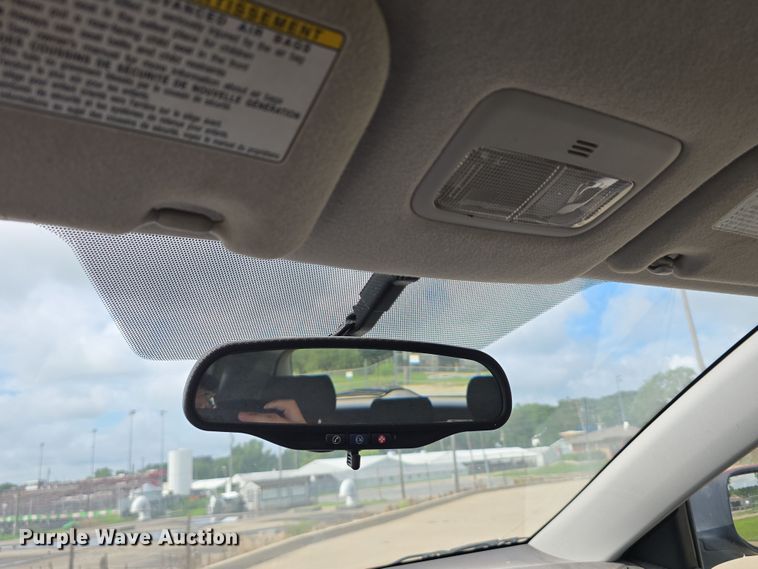 image for item EO1561 2009 Pontiac Vibe 