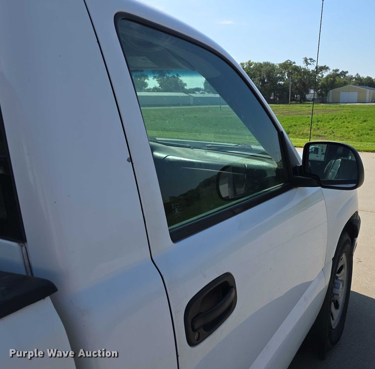 image for item EO1617 2007 Chevrolet 1500 pickup truck