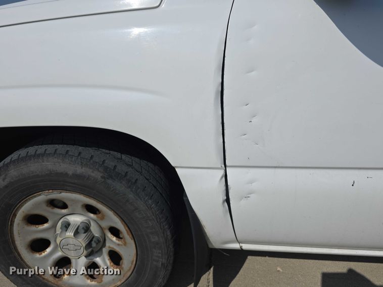 image for item EO1617 2007 Chevrolet 1500 pickup truck