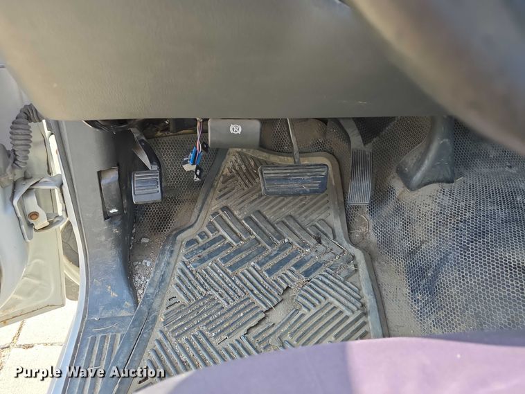 image for item EO1617 2007 Chevrolet 1500 pickup truck