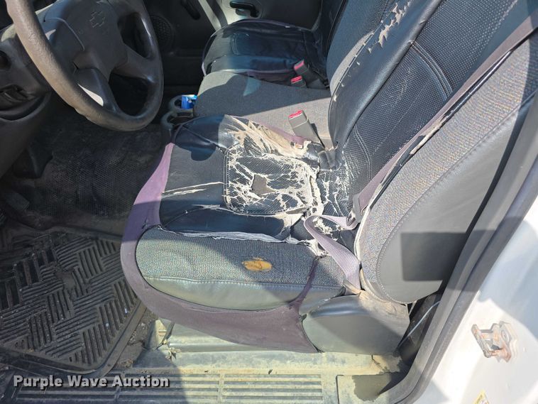 image for item EO1617 2007 Chevrolet 1500 pickup truck