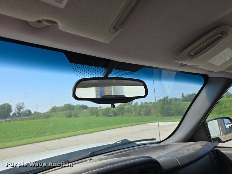 image for item EO1617 2007 Chevrolet 1500 pickup truck