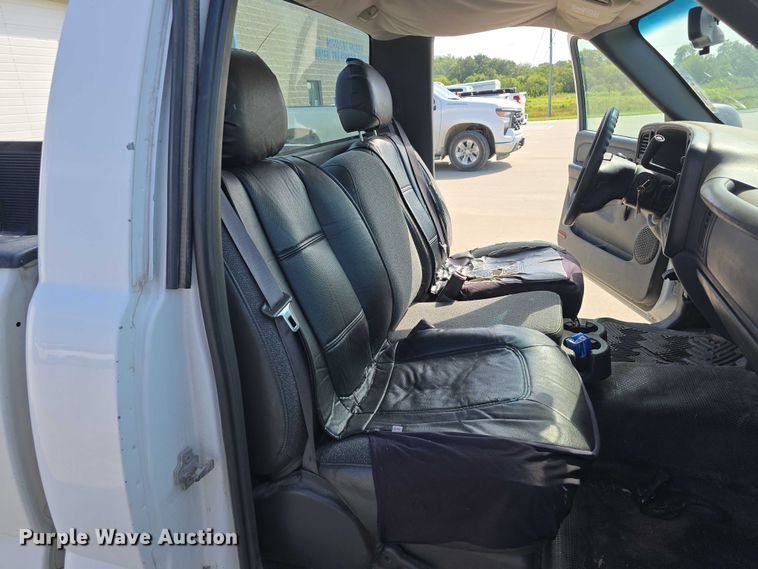 image for item EO1617 2007 Chevrolet 1500 pickup truck