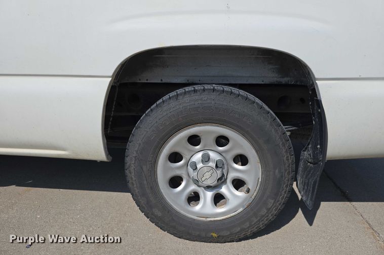 image for item EO1617 2007 Chevrolet 1500 pickup truck