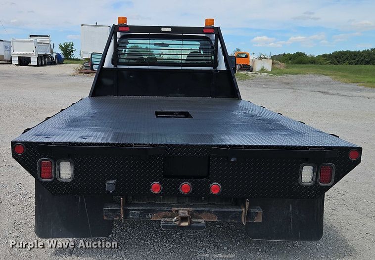 image for item EO4640 2008 Ford F-450 flatbed truck