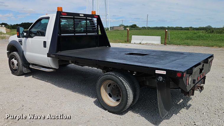 image for item EO4640 2008 Ford F-450 flatbed truck