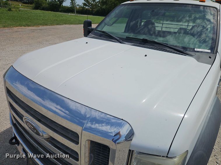 image for item EO4640 2008 Ford F-450 flatbed truck
