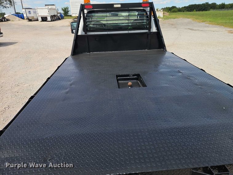 image for item EO4640 2008 Ford F-450 flatbed truck