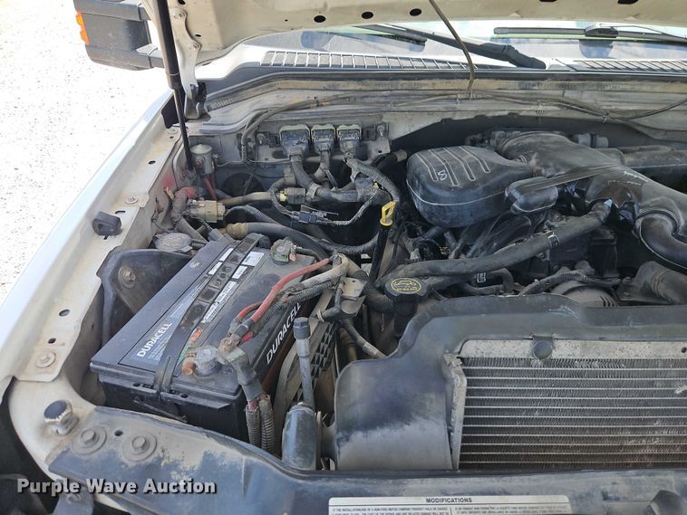 image for item EO4640 2008 Ford F-450 flatbed truck