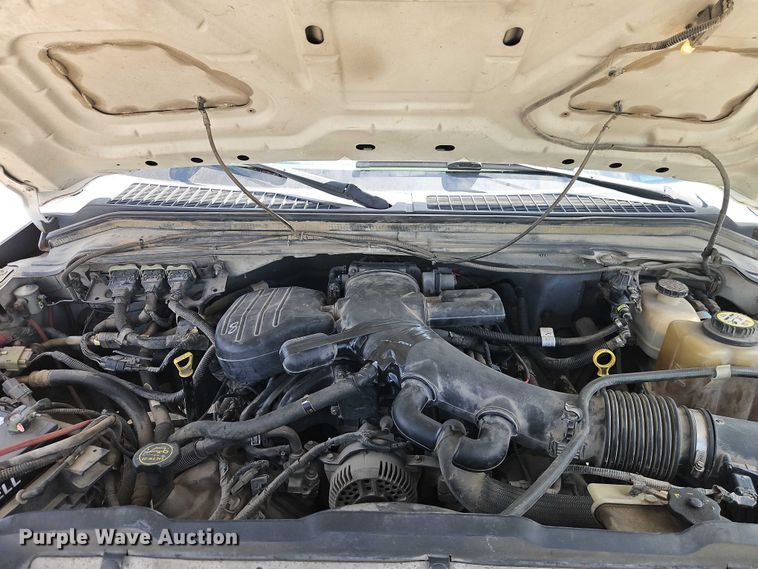 image for item EO4640 2008 Ford F-450 flatbed truck