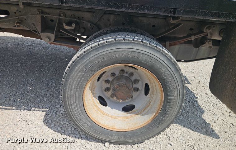 image for item EO4640 2008 Ford F-450 flatbed truck