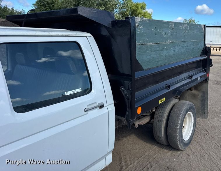 image for item ER0002 1995 Ford F350 Crew Cab dump bed pickup truck