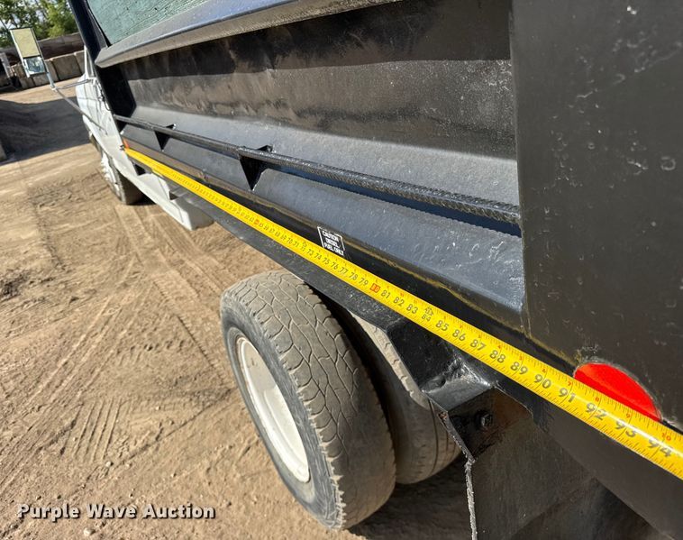 image for item ER0002 1995 Ford F350 Crew Cab dump bed pickup truck