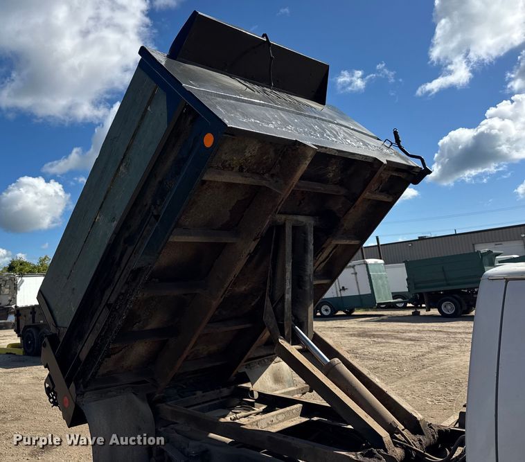 image for item ER0002 1995 Ford F350 Crew Cab dump bed pickup truck