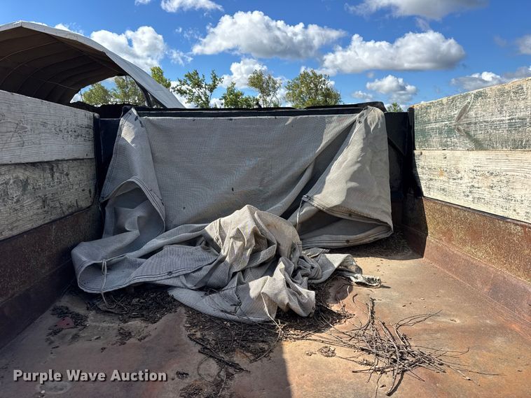 image for item ER0002 1995 Ford F350 Crew Cab dump bed pickup truck