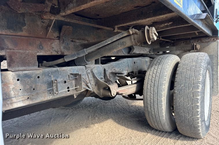 image for item ER0002 1995 Ford F350 Crew Cab dump bed pickup truck