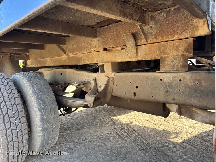 image for item ER0002 1995 Ford F350 Crew Cab dump bed pickup truck