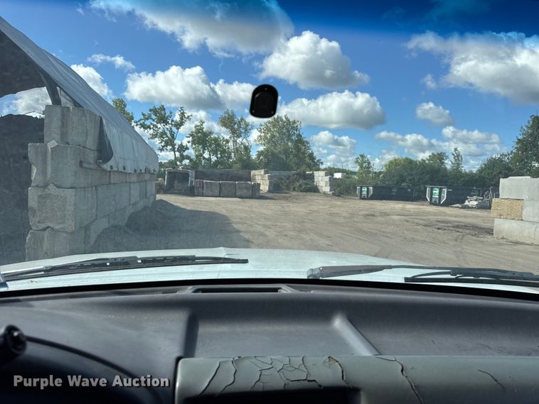 image for item ER0002 1995 Ford F350 Crew Cab dump bed pickup truck