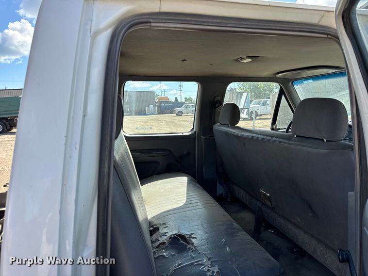 image for item ER0002 1995 Ford F350 Crew Cab dump bed pickup truck