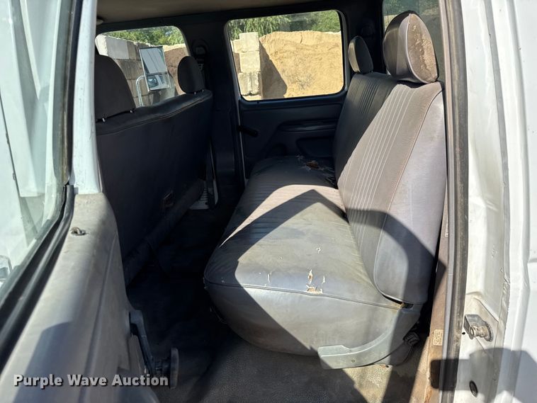 image for item ER0002 1995 Ford F350 Crew Cab dump bed pickup truck