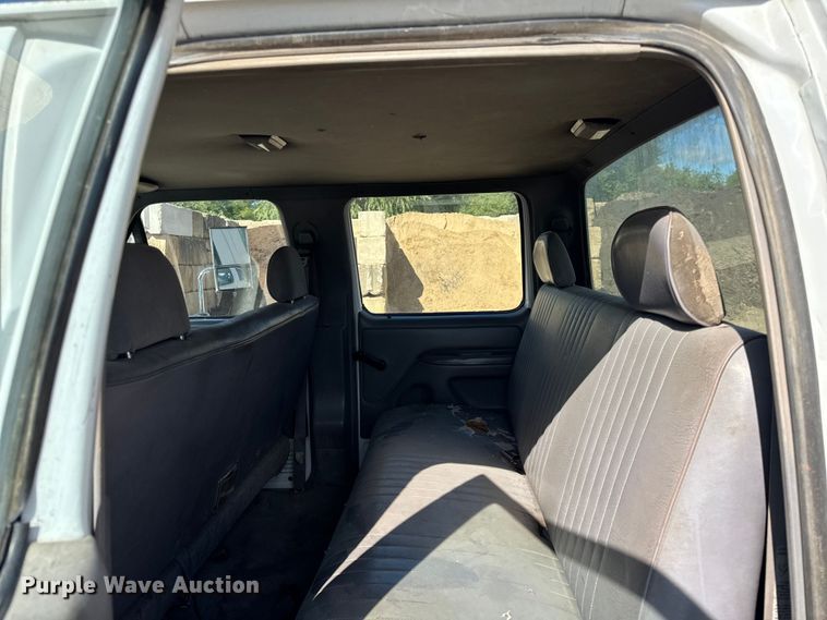 image for item ER0002 1995 Ford F350 Crew Cab dump bed pickup truck