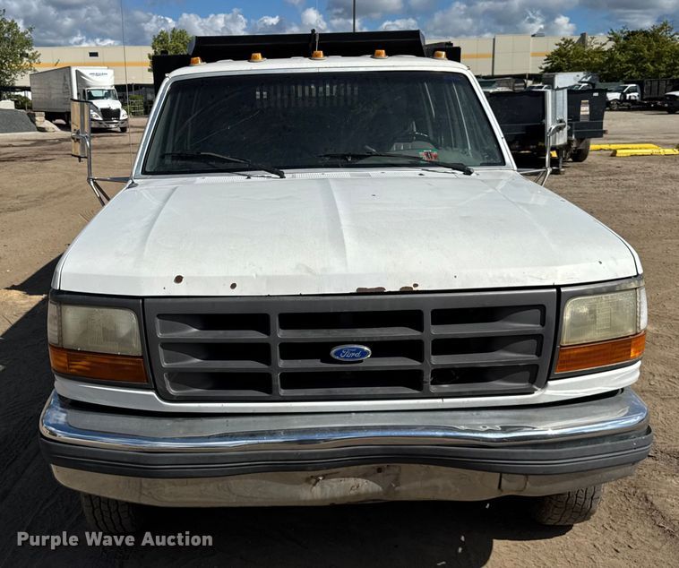 image for item ER0003 1995 Ford F350 Crew Cab dump bed pickup truck