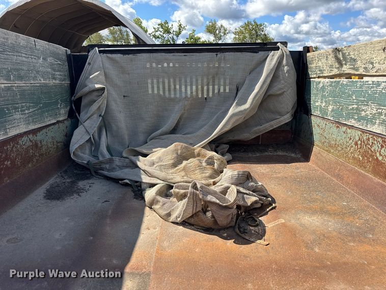 image for item ER0003 1995 Ford F350 Crew Cab dump bed pickup truck