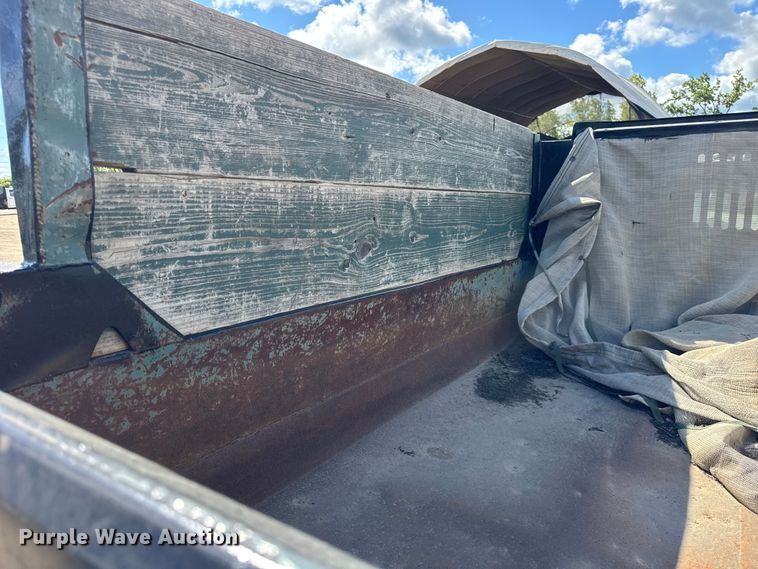 image for item ER0003 1995 Ford F350 Crew Cab dump bed pickup truck