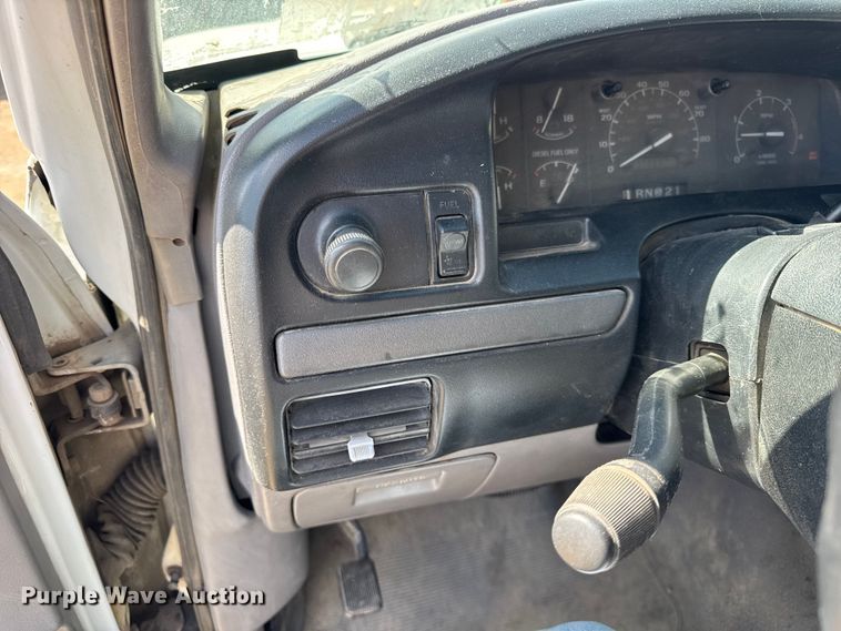 image for item ER0003 1995 Ford F350 Crew Cab dump bed pickup truck