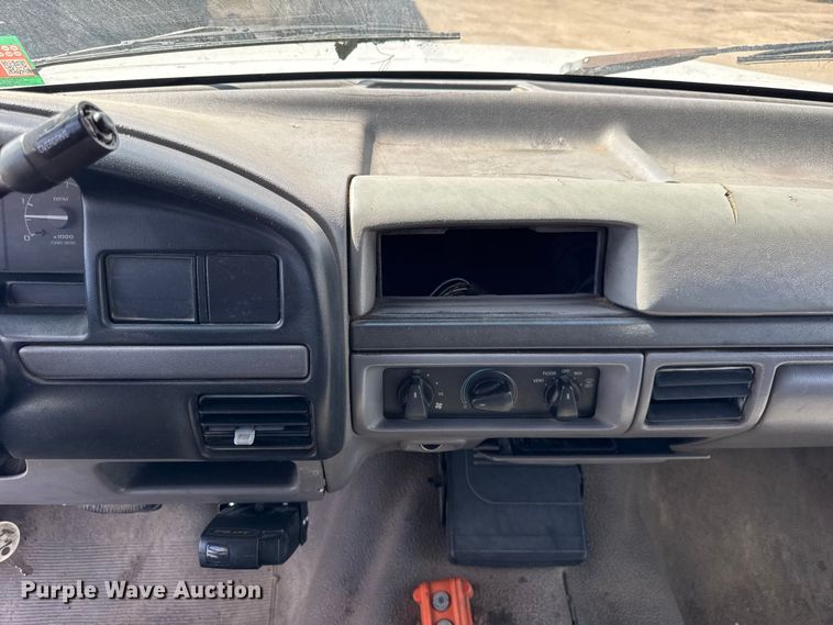 image for item ER0003 1995 Ford F350 Crew Cab dump bed pickup truck