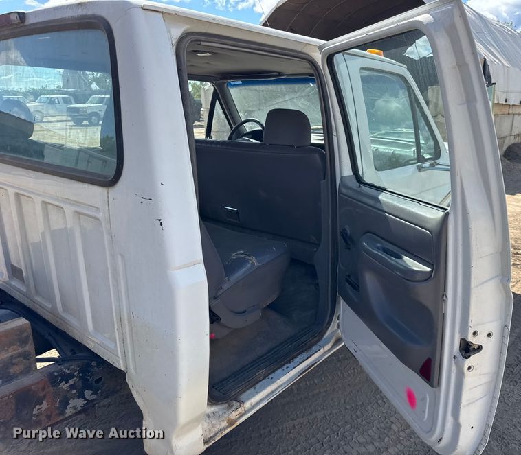 image for item ER0003 1995 Ford F350 Crew Cab dump bed pickup truck