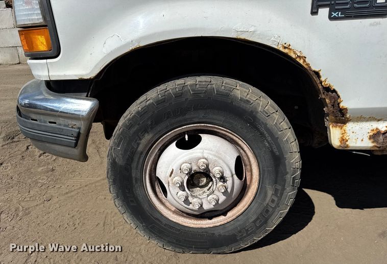 image for item ER0003 1995 Ford F350 Crew Cab dump bed pickup truck