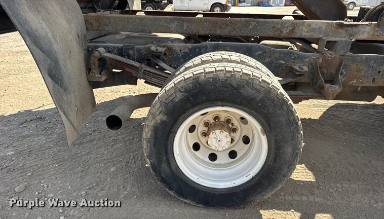 image for item ER0003 1995 Ford F350 Crew Cab dump bed pickup truck