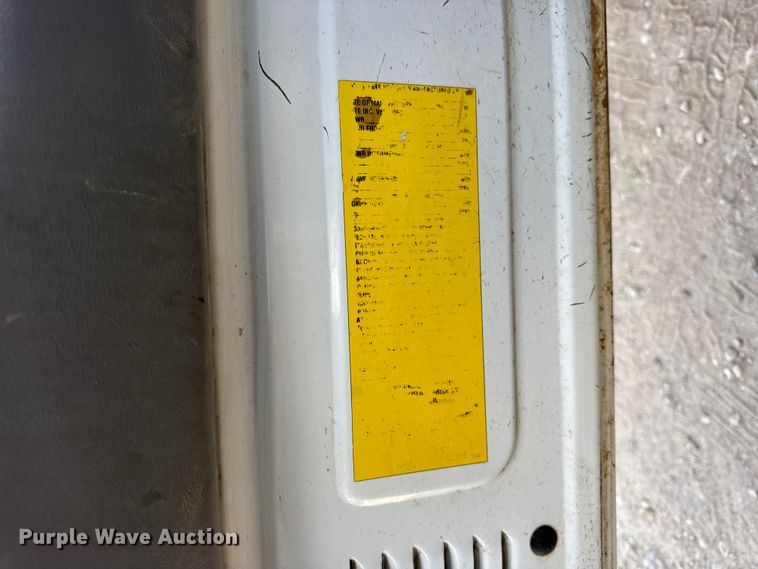 image for item ER0003 1995 Ford F350 Crew Cab dump bed pickup truck