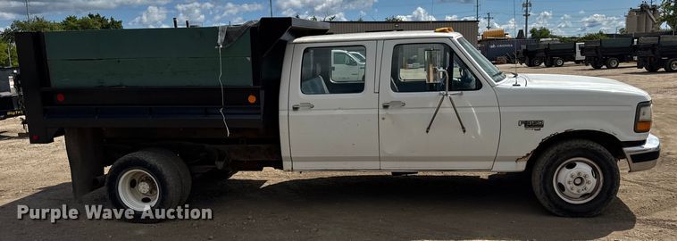 image for item ER0006 1995 Ford F350 Crew Cab dump bed pickup truck