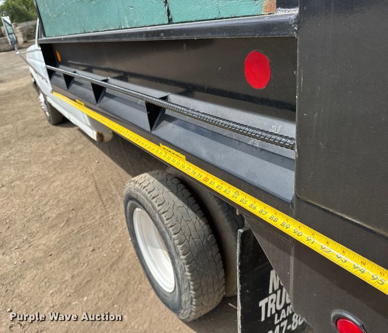 image for item ER0006 1995 Ford F350 Crew Cab dump bed pickup truck