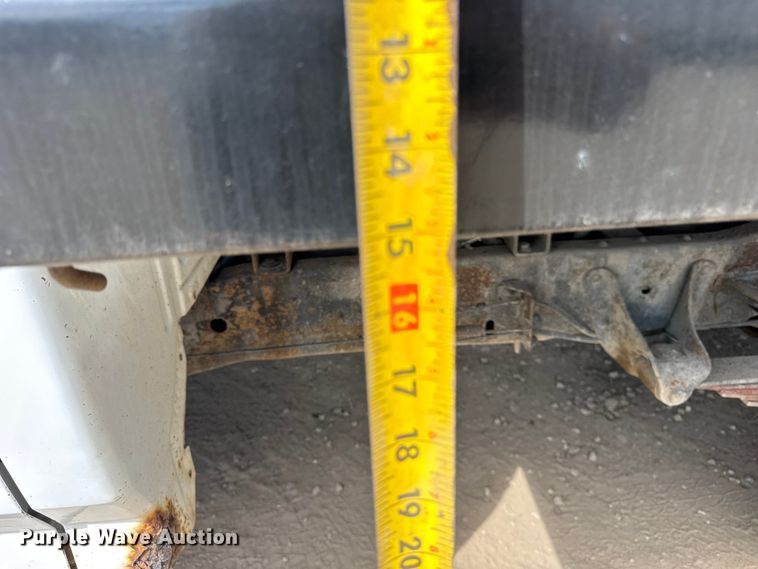 image for item ER0006 1995 Ford F350 Crew Cab dump bed pickup truck