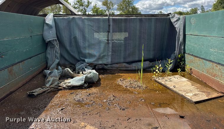 image for item ER0006 1995 Ford F350 Crew Cab dump bed pickup truck