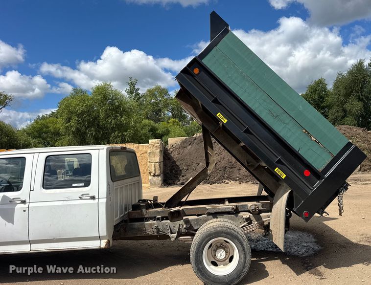 image for item ER0006 1995 Ford F350 Crew Cab dump bed pickup truck