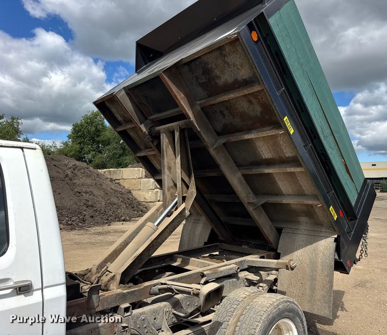 image for item ER0006 1995 Ford F350 Crew Cab dump bed pickup truck