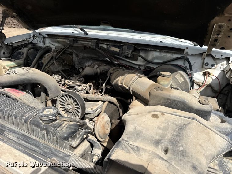 image for item ER0006 1995 Ford F350 Crew Cab dump bed pickup truck