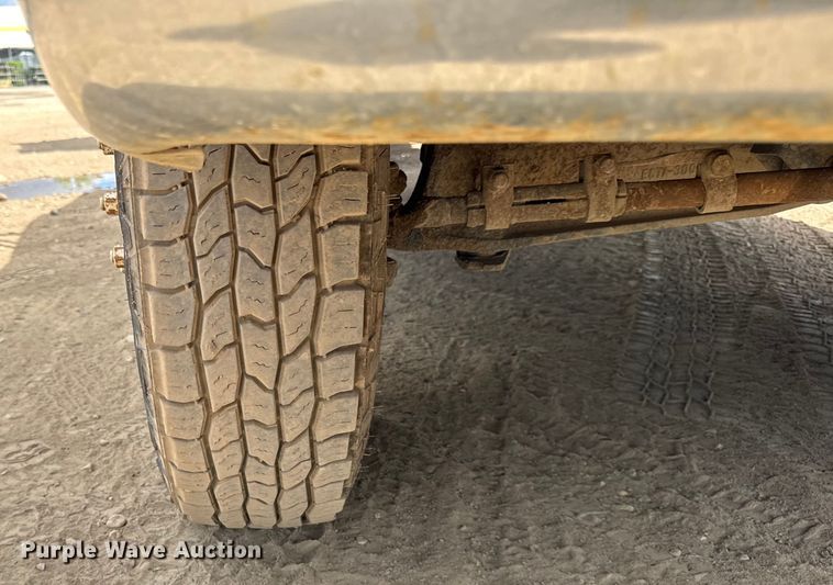 image for item ER0006 1995 Ford F350 Crew Cab dump bed pickup truck