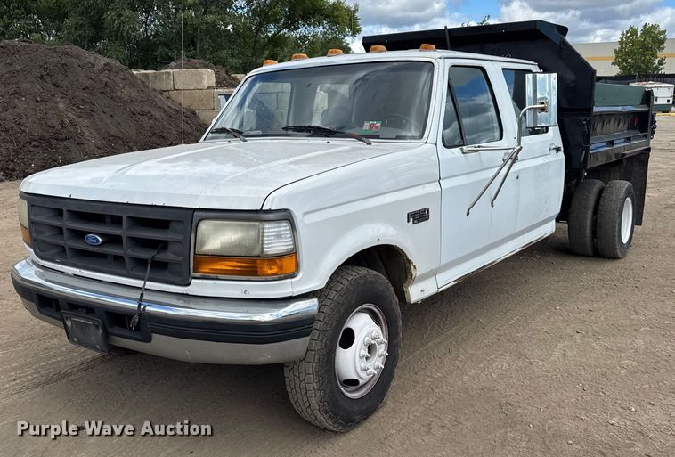 image for item ER0007 1995 Ford F350 Crew Cab dump bed pickup truck