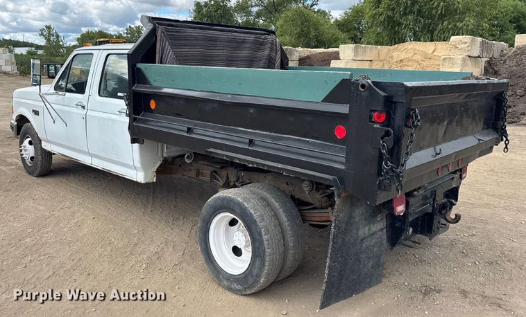 image for item ER0007 1995 Ford F350 Crew Cab dump bed pickup truck