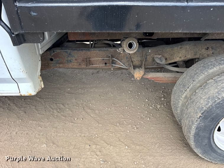 image for item ER0007 1995 Ford F350 Crew Cab dump bed pickup truck