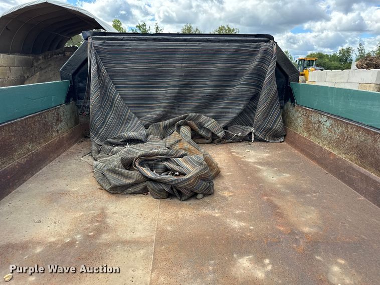 image for item ER0007 1995 Ford F350 Crew Cab dump bed pickup truck