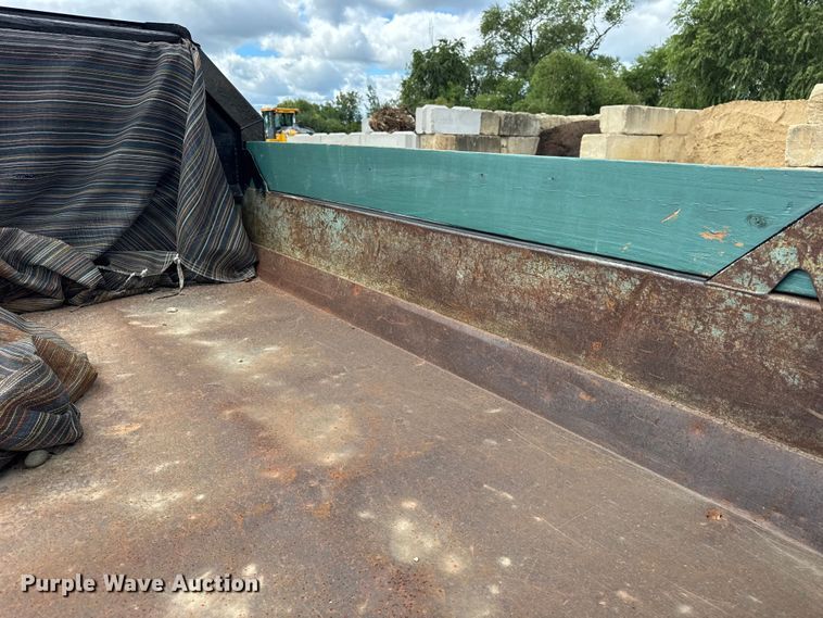 image for item ER0007 1995 Ford F350 Crew Cab dump bed pickup truck